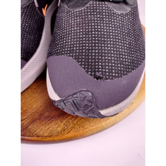 Nike Women's Zoom Winflo 8 Shield DC3730-002 Size 9 Read Description - Picture 2 of 10